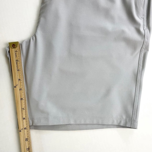 Greg Norman Shorts Mens XXL Gray Golf Outdoor Pull On All Day Comfort ML75 New - Picture 9 of 12